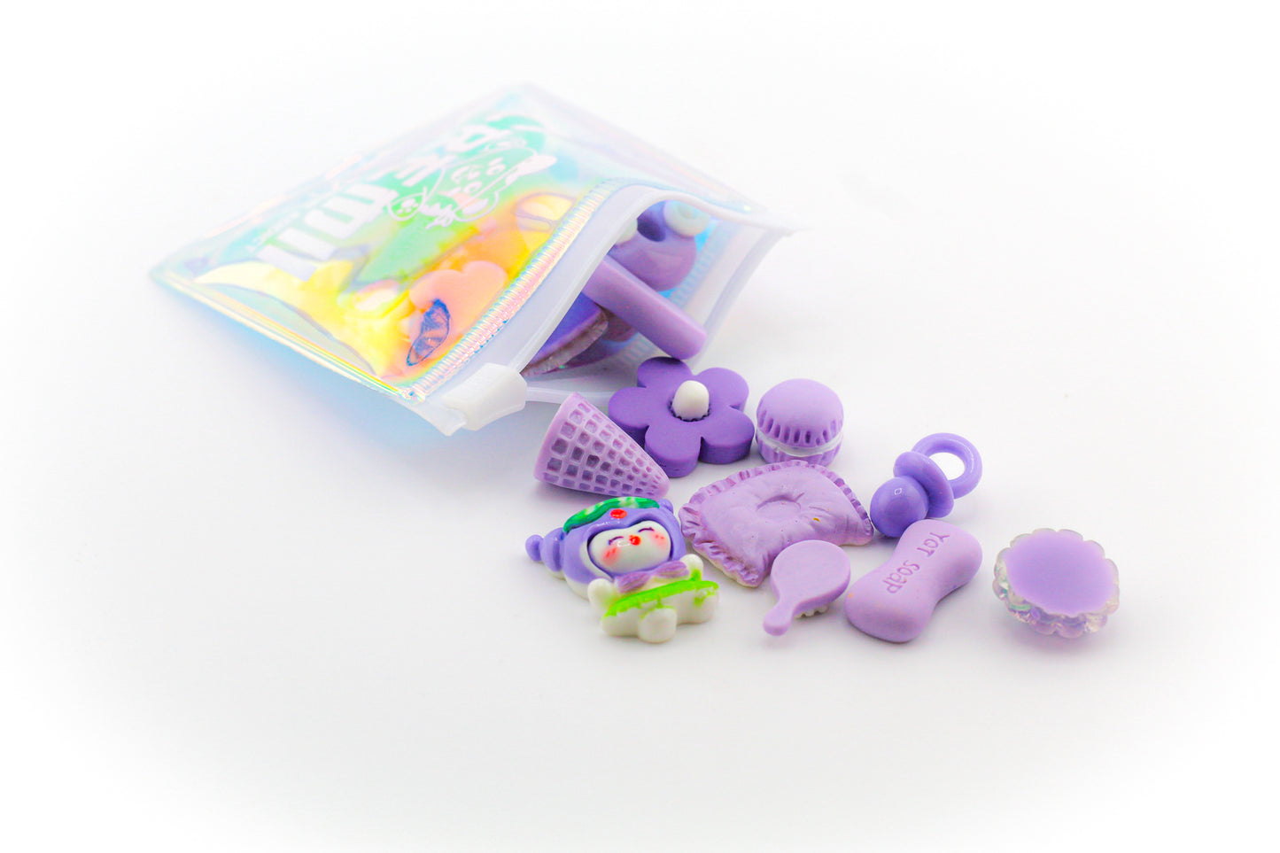 Sachet de charms mix violet Cremii – 10 à 15 pièces pour décoration DIY